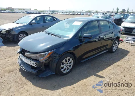 2021 Toyota Corolla Le z USA, uszkodzony, nr VIN JTDEPMAE4MJ148767